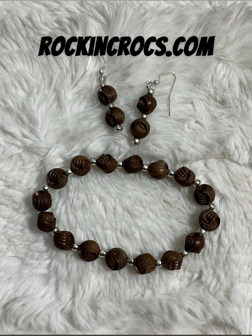 Carved Cocoa Bead Bracelet Set